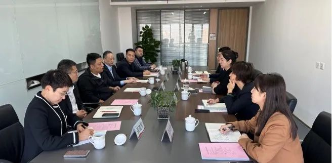 西安投資控股副總經(jīng)理王一梅會(huì)見(jiàn)興業(yè)銀行西安分行黨委委員、副行長(zhǎng)一行
