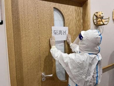 疫情防控不松懈，應(yīng)急演練筑防線